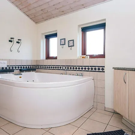 Liii Holiday home Tarm