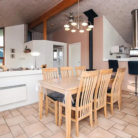 Liii Holiday home Tarm